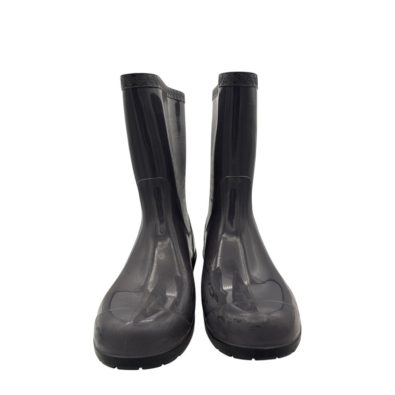 Women’s UGGS Size 7.5 Stone Gray Rain Boots w/ Metal Logo