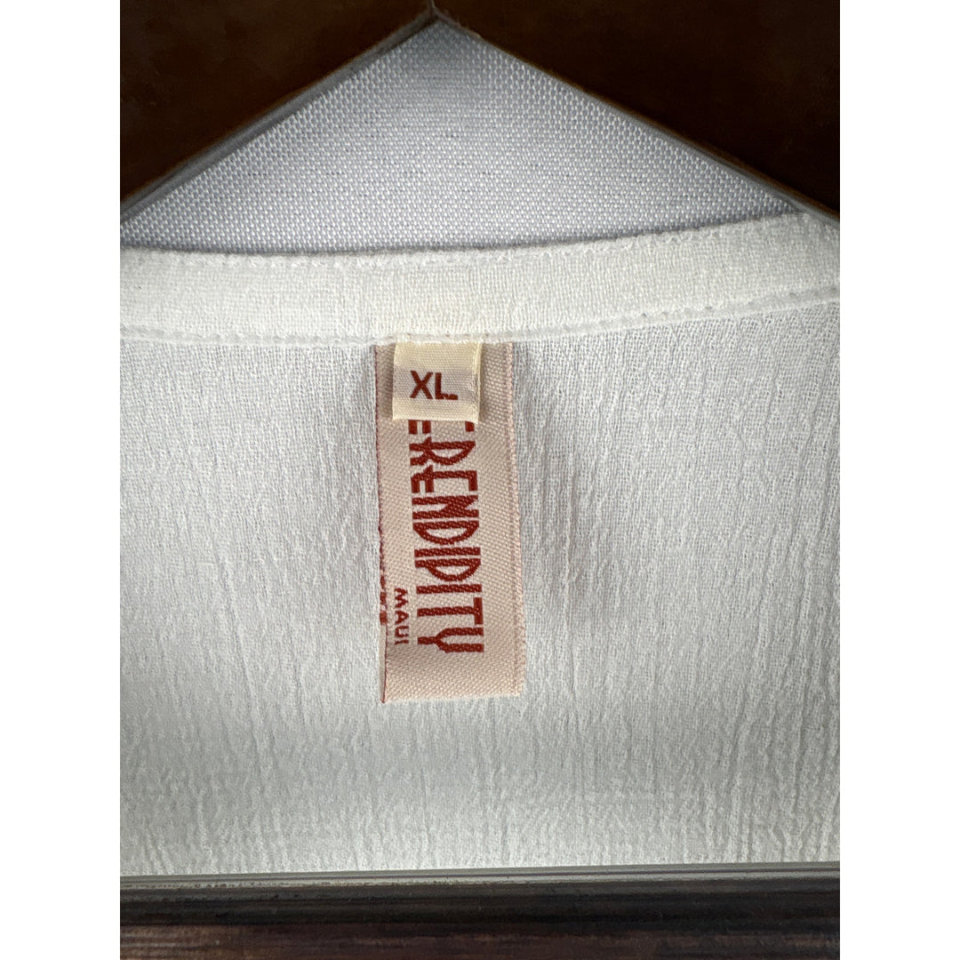 Women’s Serendipity XL White Long Sleeveless Vest.
