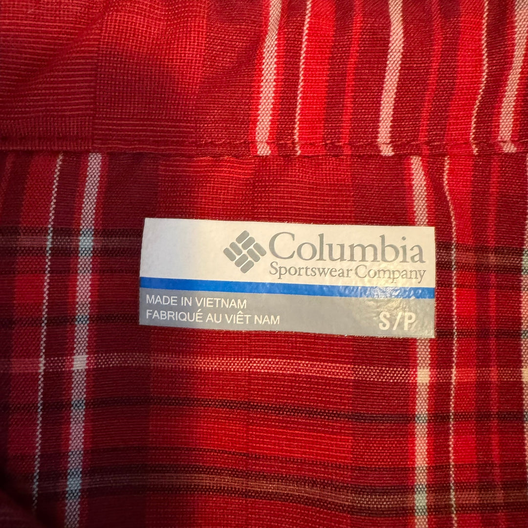 Columbia Women's Red Plaid  Long Sleeve Button-Up Shirt, Hiking Outdoor Wear, Size Small