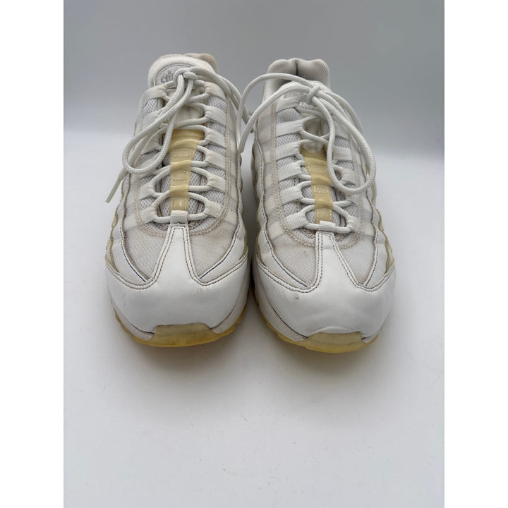 Nike Size 8.5 White Air Max Running Shoes