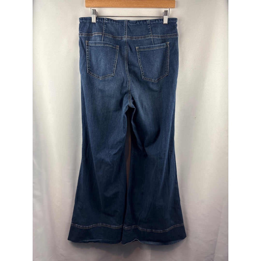 Women’s Chico’s Size 10 Dark Blue Wide Leg Jeans w/ Button Detail
