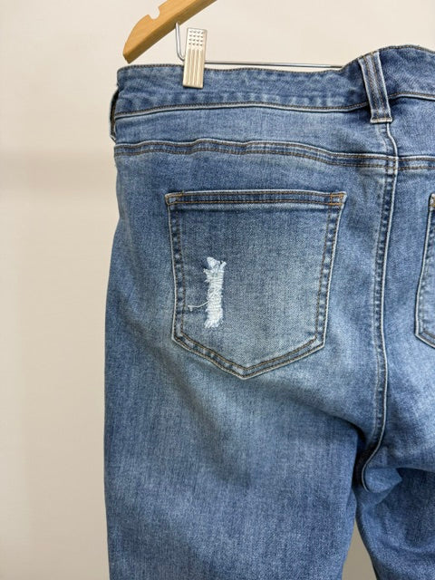 Celebrity Pink Mid Rise Ankle Skinny Jeans Distressed Sz14 / 34