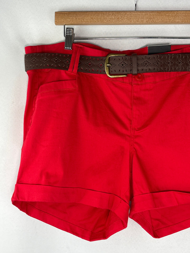 Torrid Womens Size 18 Bright Red Mid Rise Stretch Cotton Shorts With Belt