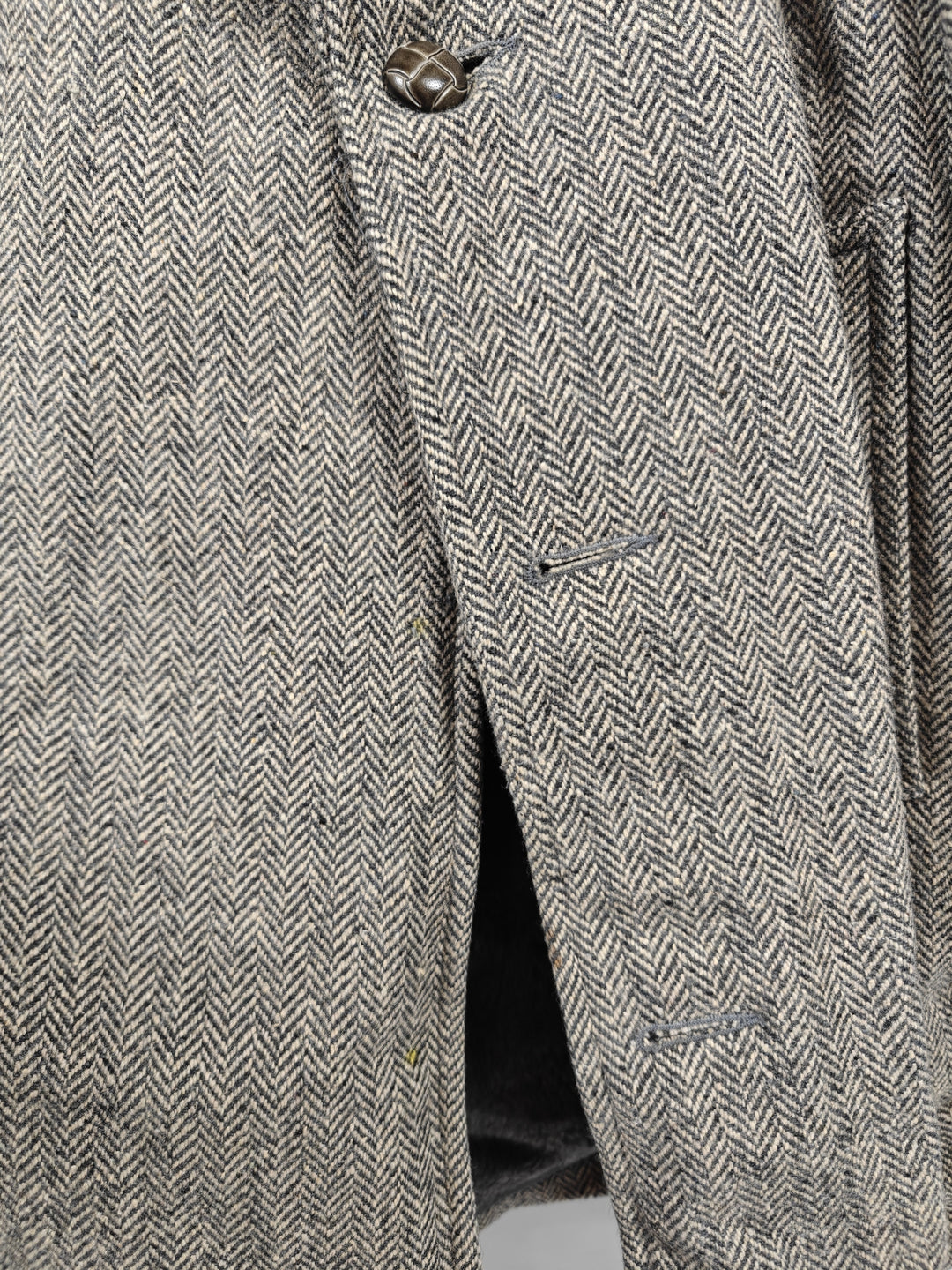 Mens Aberdeen Herringbone Tweed Coat Gray Brown Faux Fur Collar Size Unknown