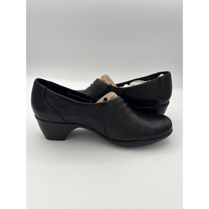 Women’s Clark Size 6.5 Black Leather Heeled Loafers