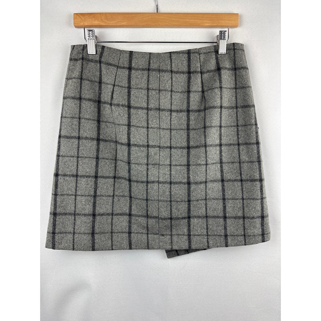 Women’s Lila Rose Size 4 Grey Wool Asymmetrical Plaid Skirt
