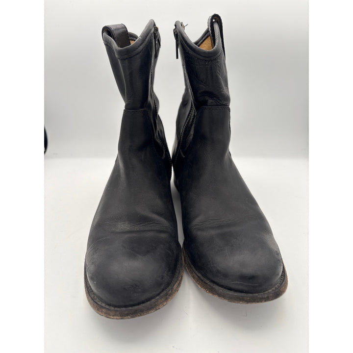 Women’s Frye Size 8 Soft Leather Black Cowboy Style Ankle Boots