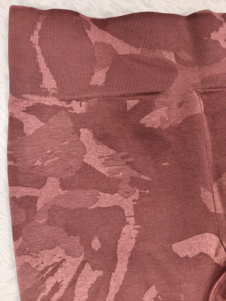 Womens Gymshark Biker Shorts Burgundy Camo XL