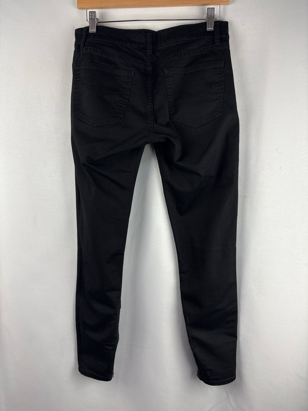 Women’s GAP Size 27/4 Black Skinny Jeans