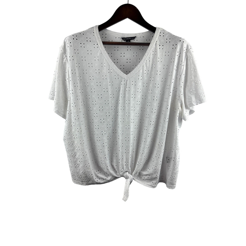 Women’s Zac & Rachel 1X White Waffle Cutout Patterned T-Shirt