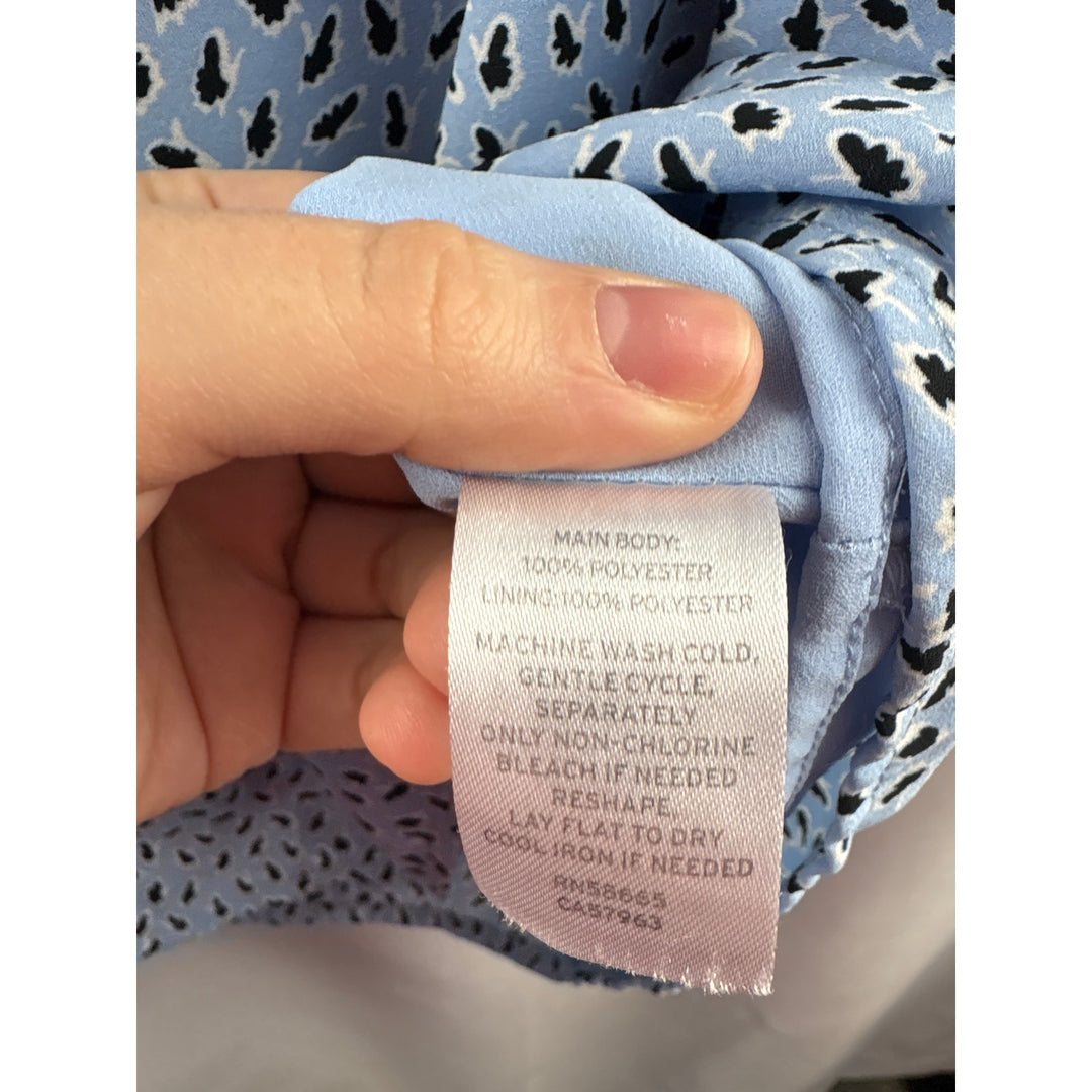 Women’s Nordstrom Rack Size 2X Pale Blue w/ Black Florals Sleeves Blouse