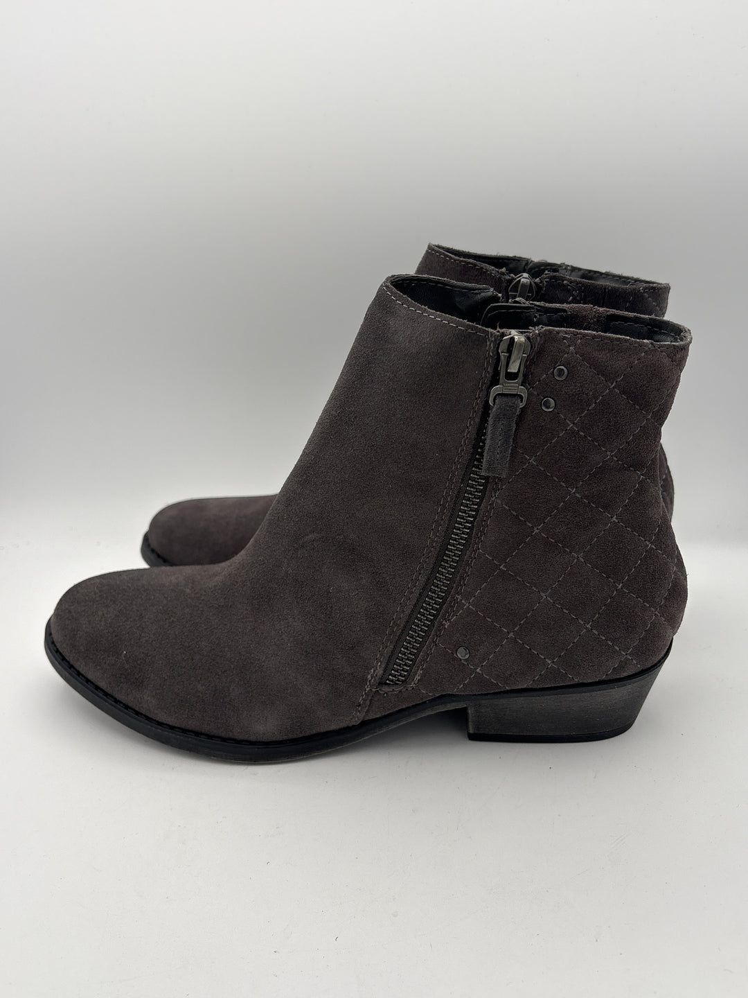 White Mountain Women&