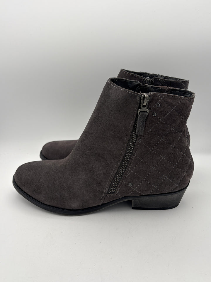 White Mountain Women&
