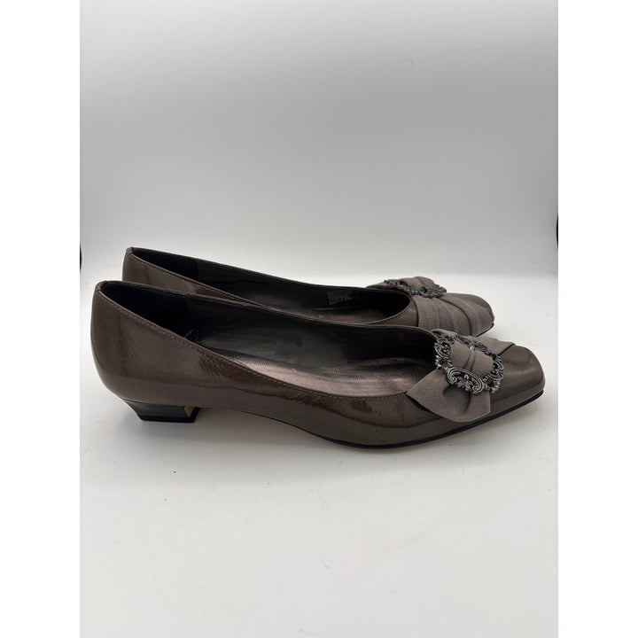 Women’s Franco Sarto Size 8 Brown Patent Leather Buckle Flats