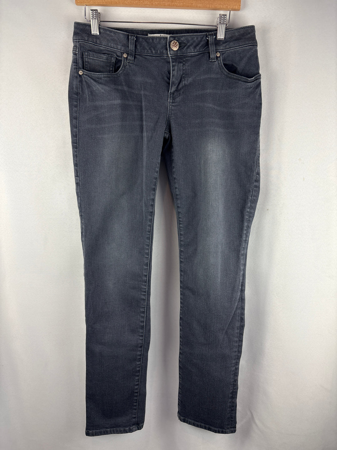 Women’s Cabi Size 4 Muted Gray Skinny Jeans