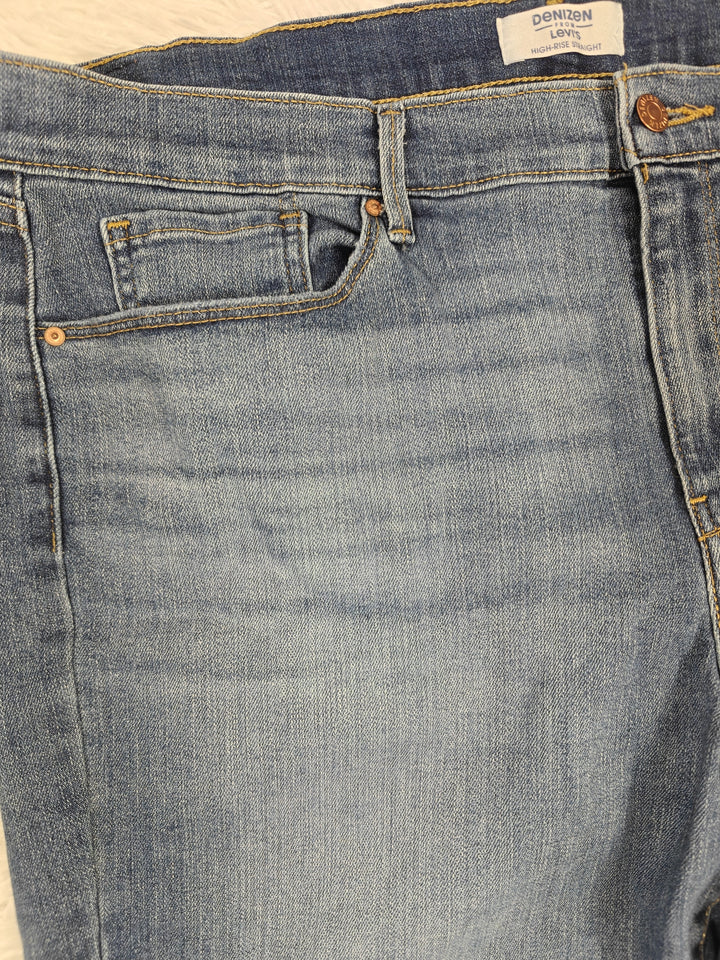 Womens Denizen From Levis High Rise Straight Leg Jeans Blue Size 34x32