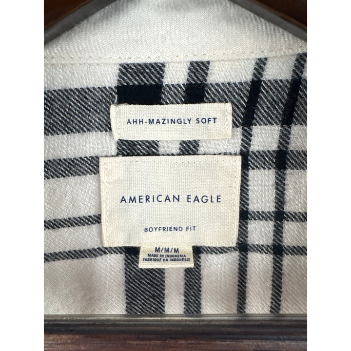 Women’s American Eagle Medium Boyfriend Fit Cream & Black Flannel