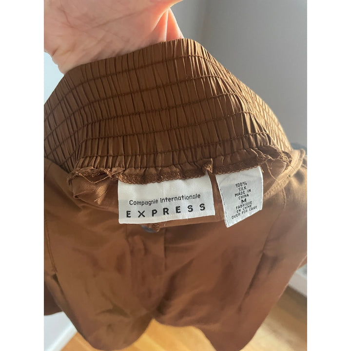 Express Brown 100% Silk tailored Shorts Flowy Rust Summer Minimalist size Medium