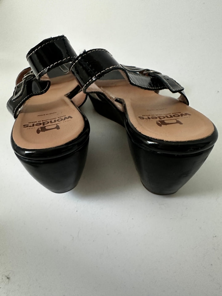 Wonders Black Patent Leather &amp; Cream Wedge Slingback Sandals EU 41