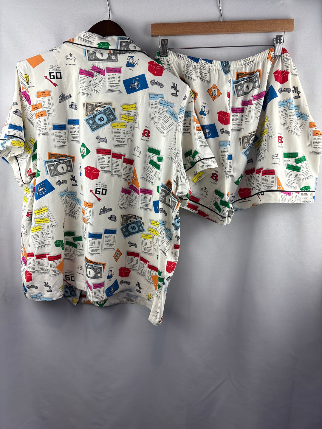 Women’s Bed Head Size 2X Monopoly Themed PJ Set