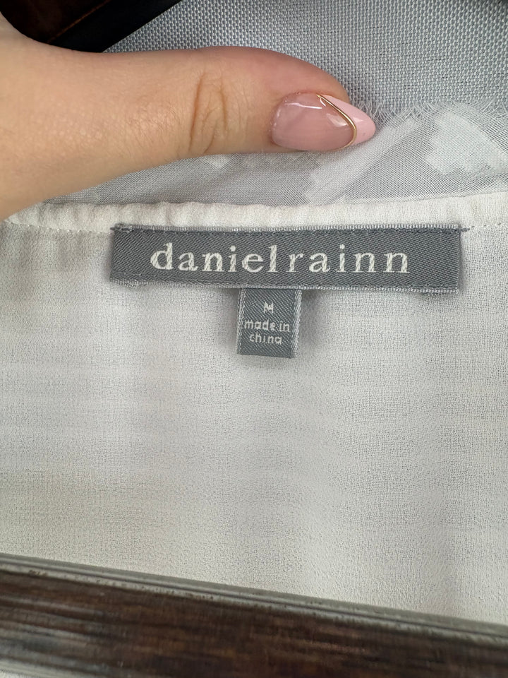 Women’s Daniel Rainn Medium White Short Sleeve Blouse