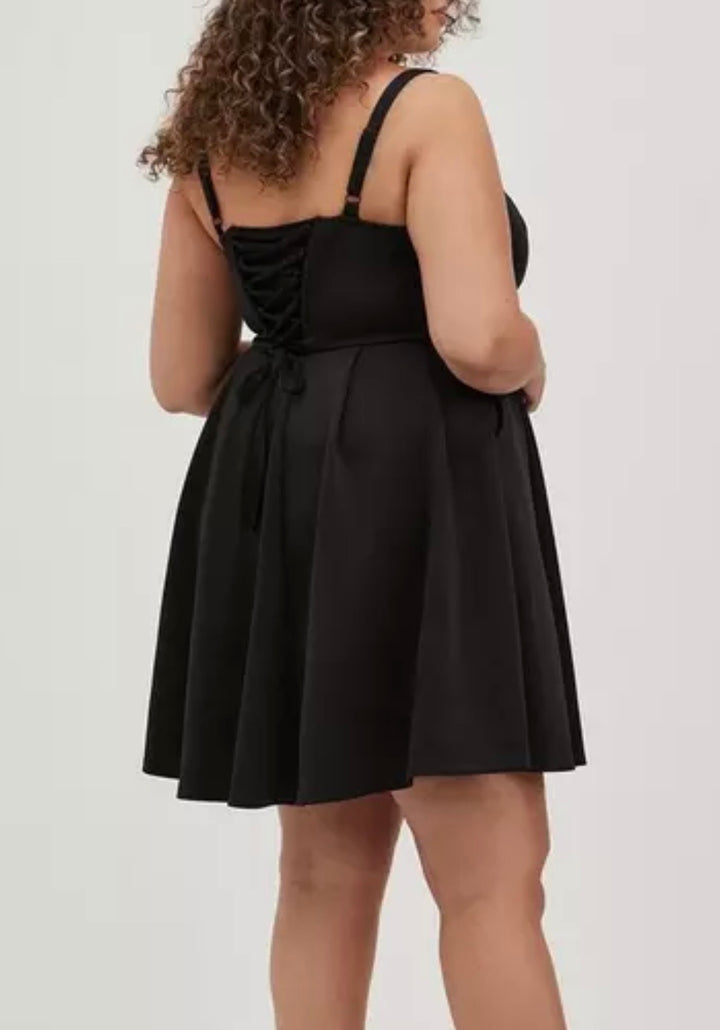 Torrid Mini Scuba Skater Dress Built In Shapewear Sz1/1X NWT