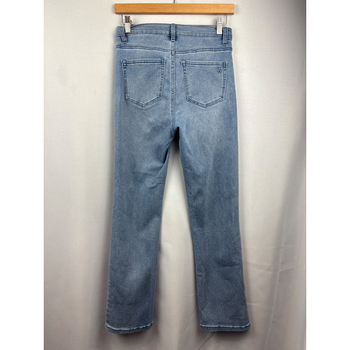 Women’s DG2 Size 2 Light Washed Blue Skinny Jeans