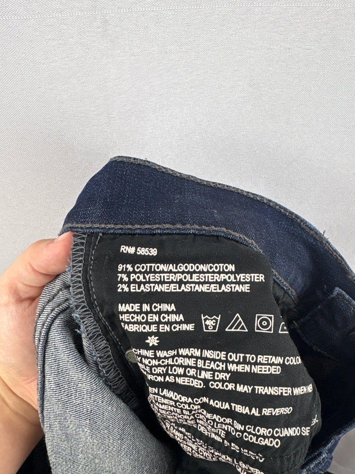 Women’s Edyson Size 26 Dark Wash Blue Distressed Jeans