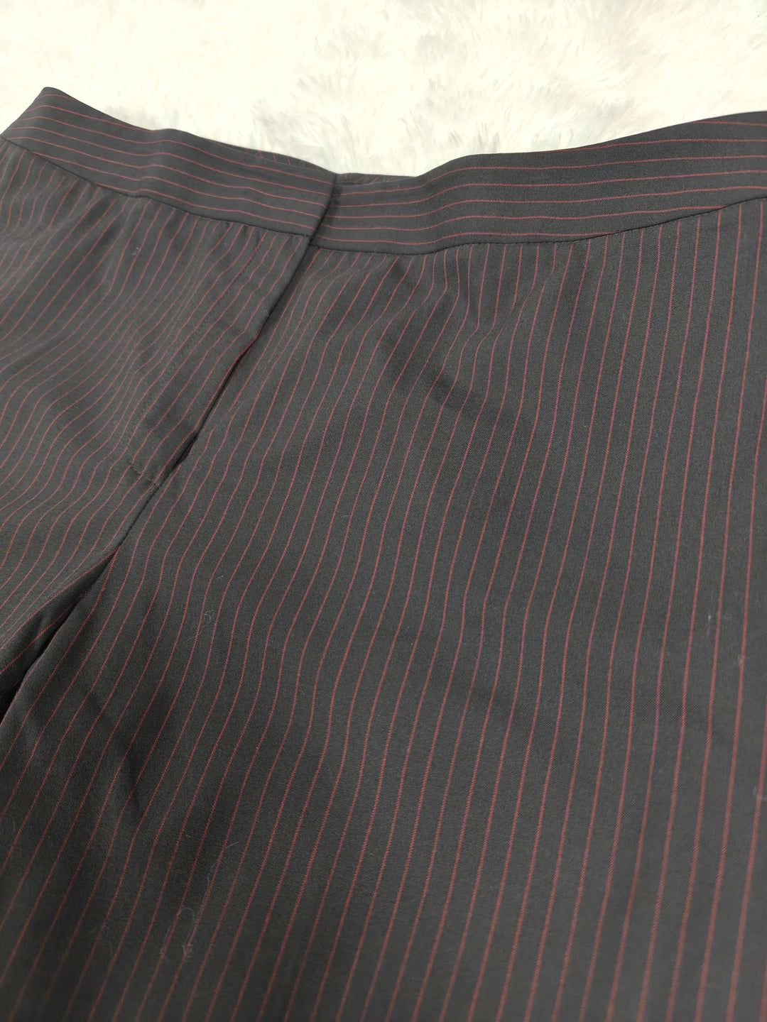 Women Lafayette 148 New York Black Burgundy Pinstripe Dress Pants Size 12
