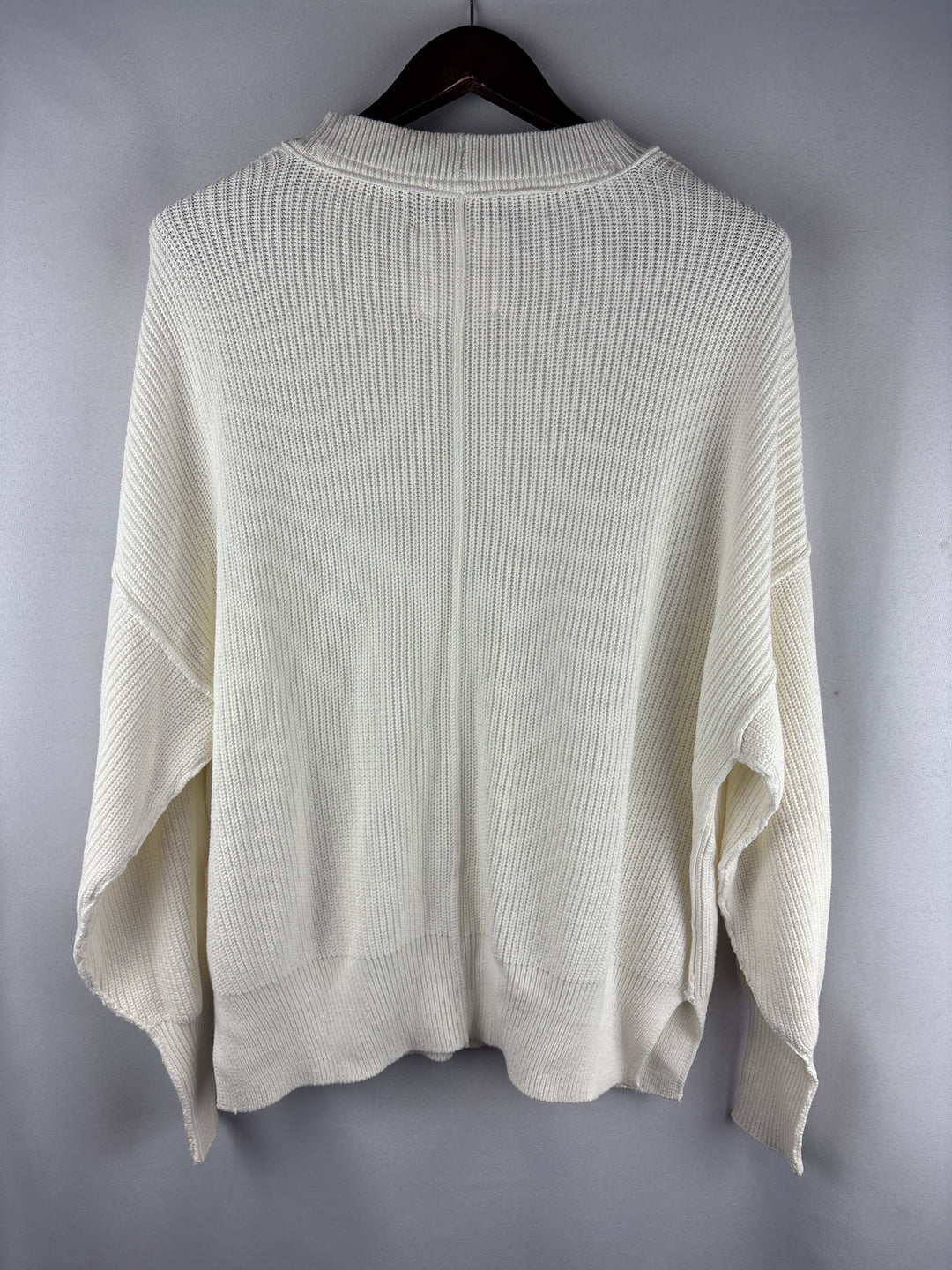 Women’s Aerie Small Cream Crewneck Sweater