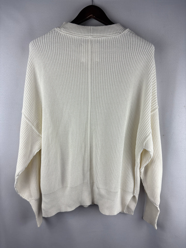 Women’s Aerie Small Cream Crewneck Sweater