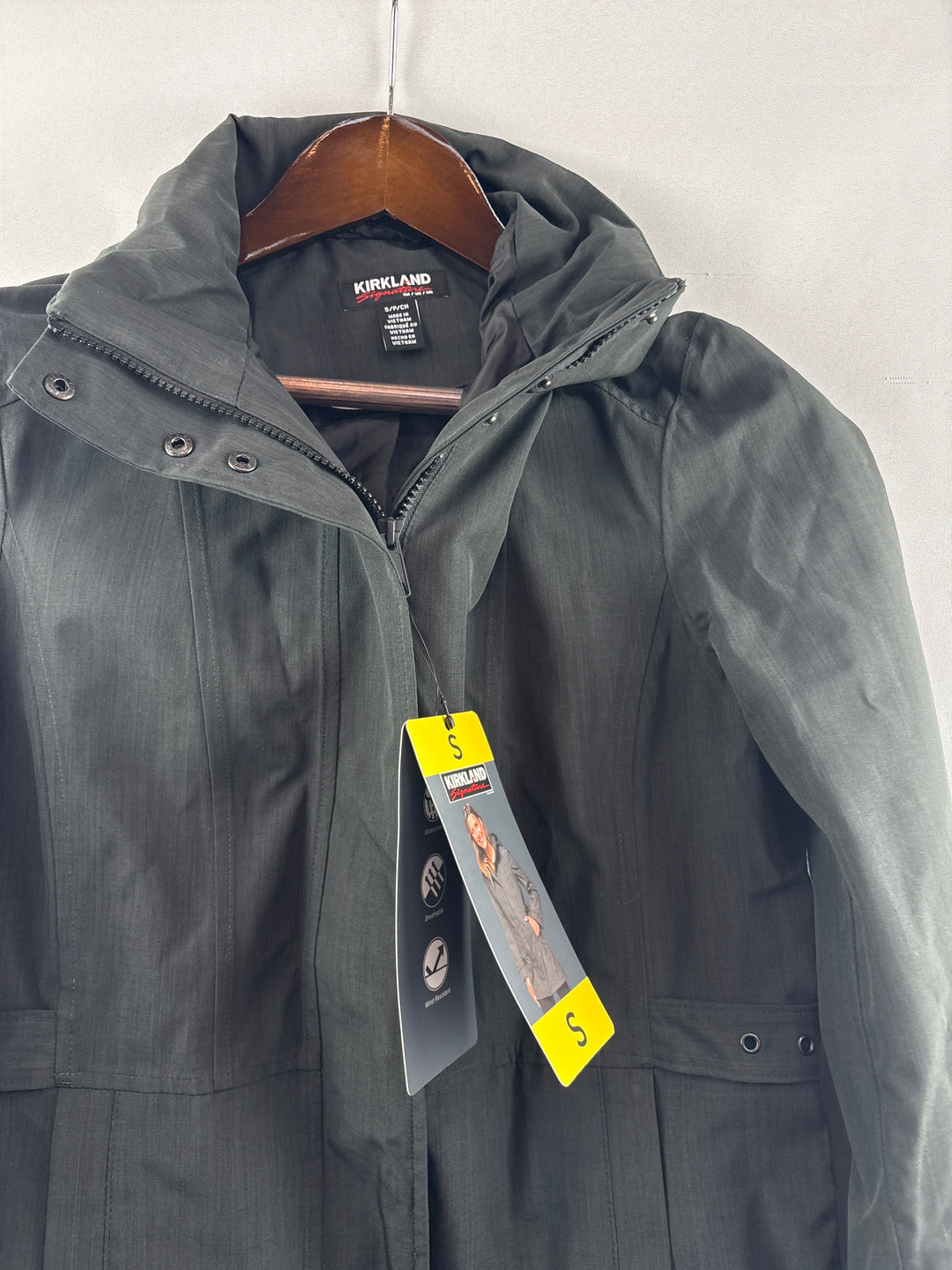 Women’s Kirkland Signature Small Black Raincoat
