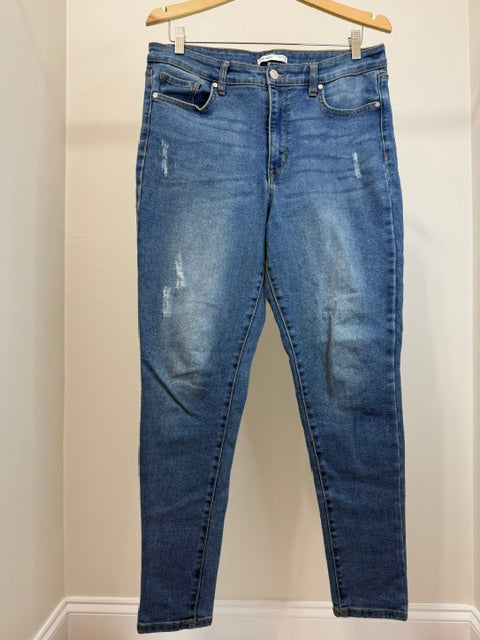 Nine West Super Skinny Jeans Distressed Medium Wash Sz12 / 34