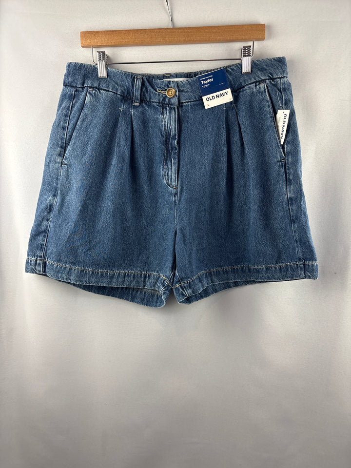 Women’s Old Navy Large Medium Wash Blue High-Rise Denim Shorts
