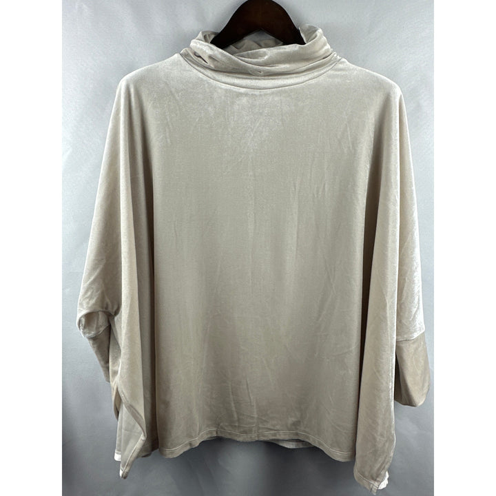 Women’s Luxe Wynne Layers Cream Velvet Turtleneck Size XL