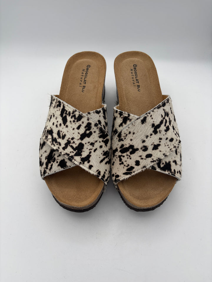 Women’s Chocolat Blu Size 10 Cow Print Wedge Sandals