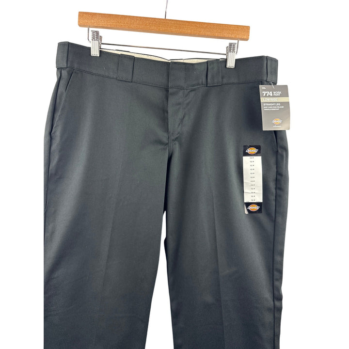 Women’s Dickies Size 12P Black Lowrise Straight Leg Pants