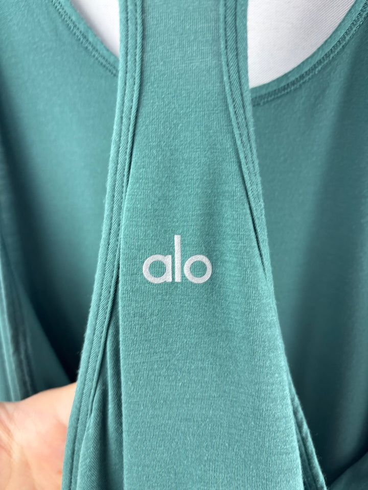 Women’s Alo Medium Grayish Green Racerback Sports Tank
