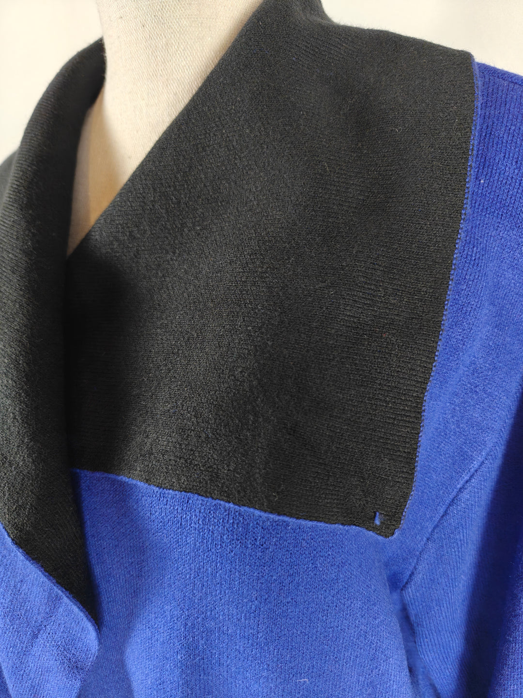 Womens Tahari Cardigan Blue Black Size Unknown