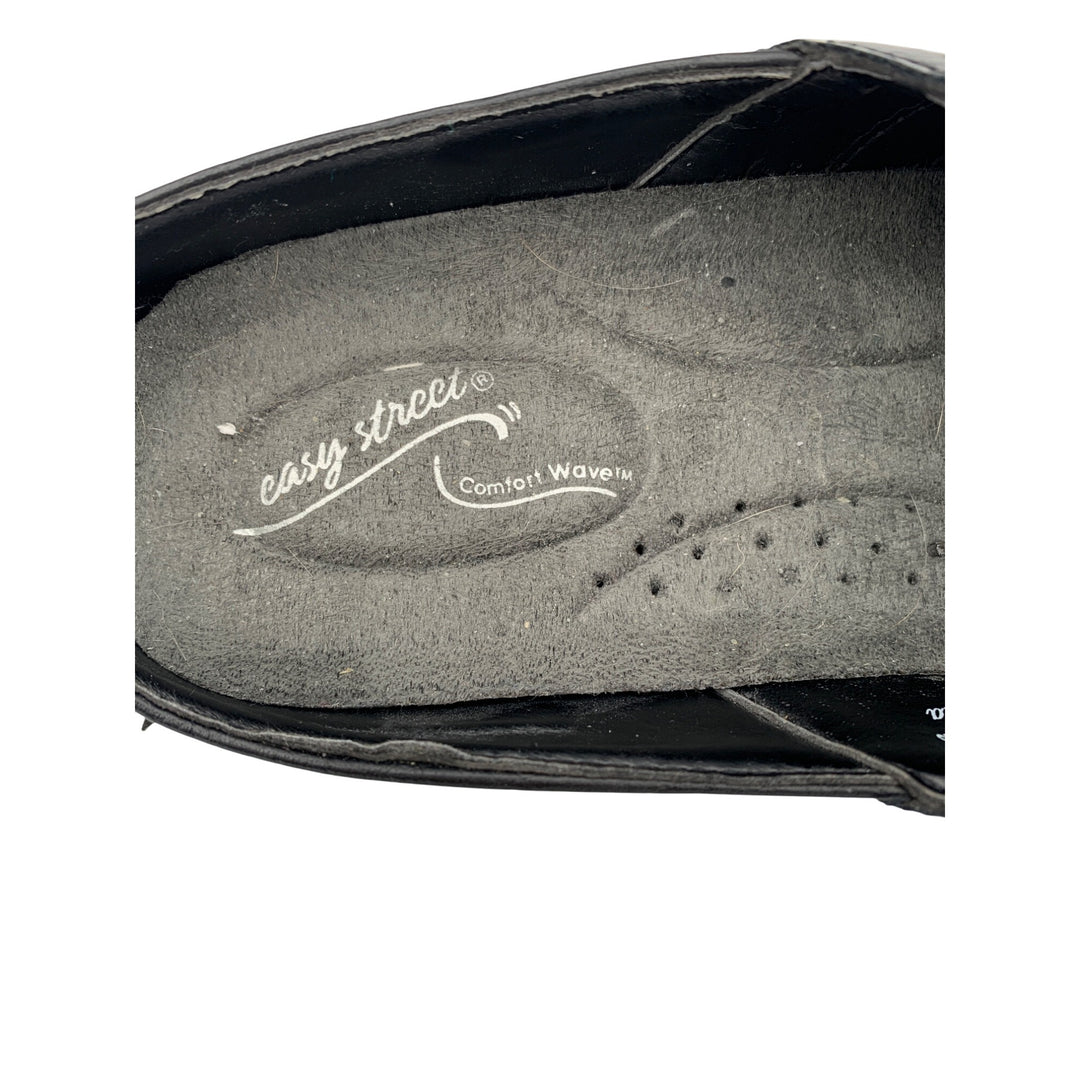 Easy Street Comfort Wave Womens Black Slip-On Shoes Size 8.5W