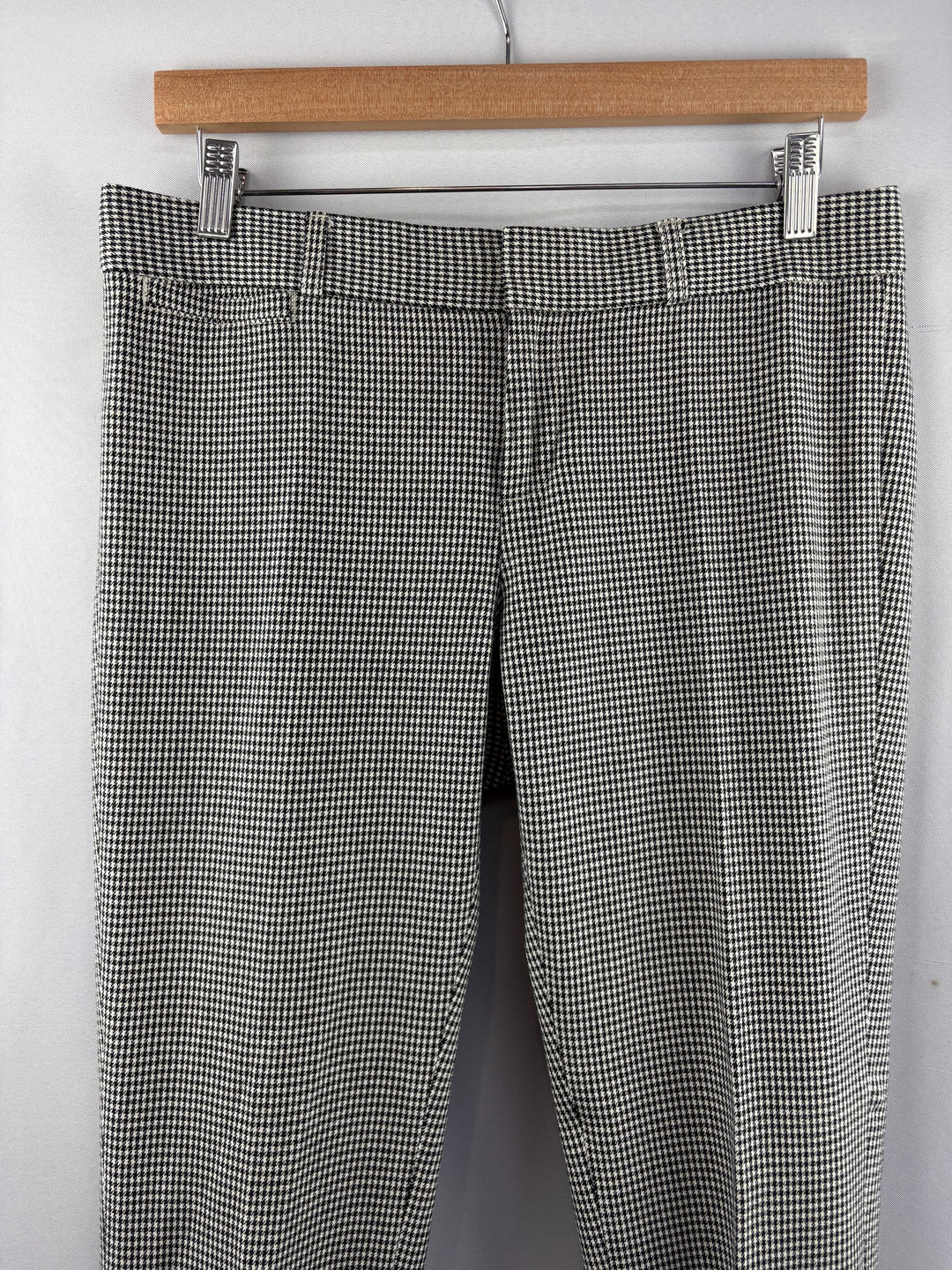Women’s Banana Republic Size 4 Black & White Checkered Pleated Slacks