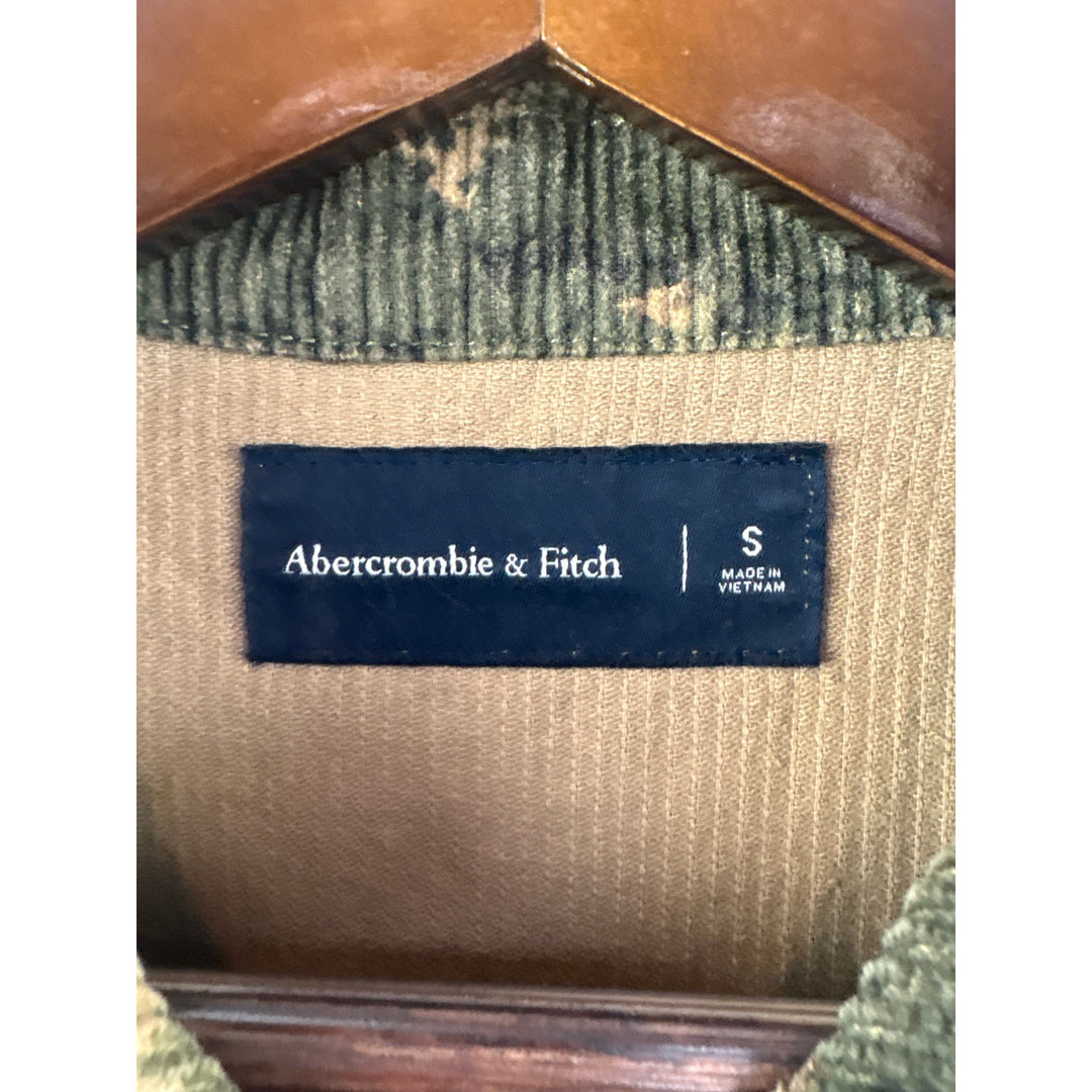 Men’s Abercrombie & Fitch Small Green Camo Corduroy Button Up