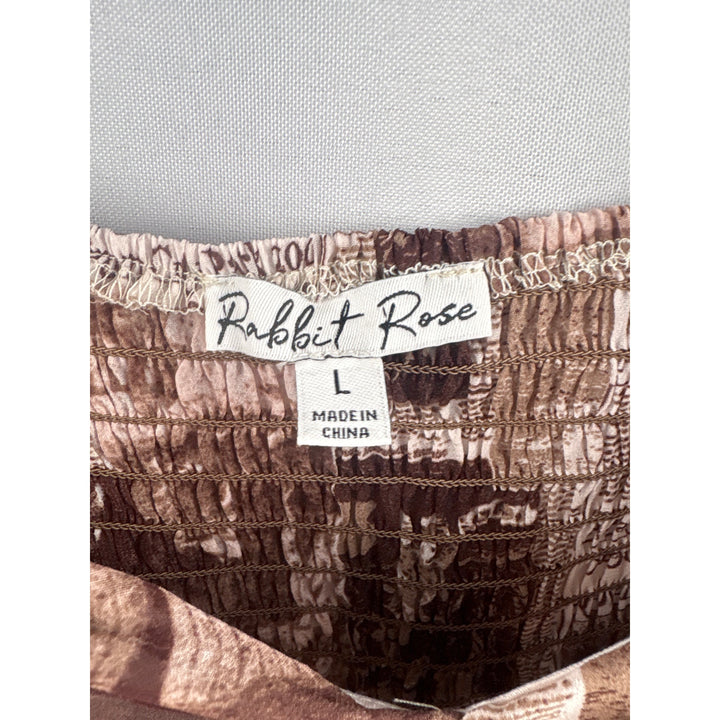 Women’s Rabbit Rose Large Brown & White Newspaper Patterned Cropped Blouse