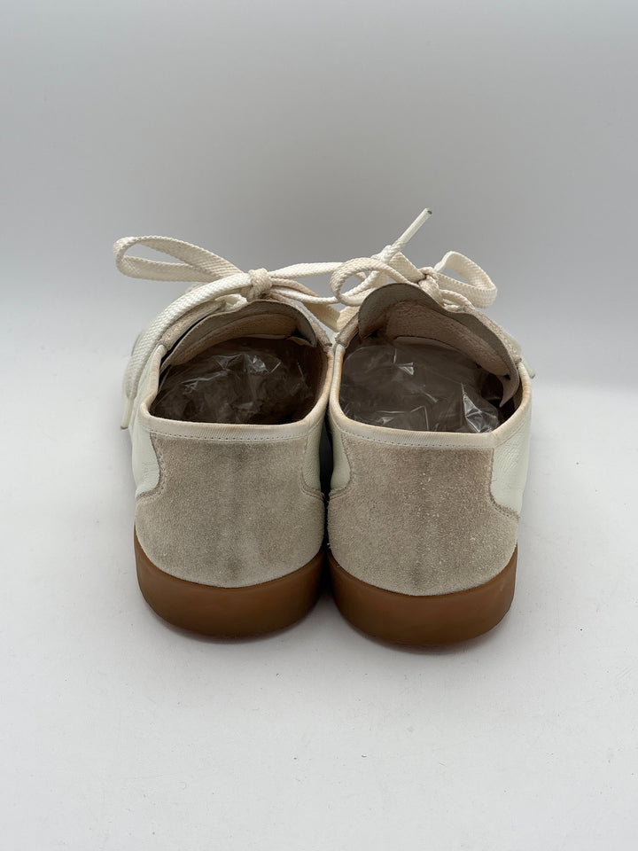 Women Chanel Cream Genuine Leather Suede Sneakers Size 8.5
