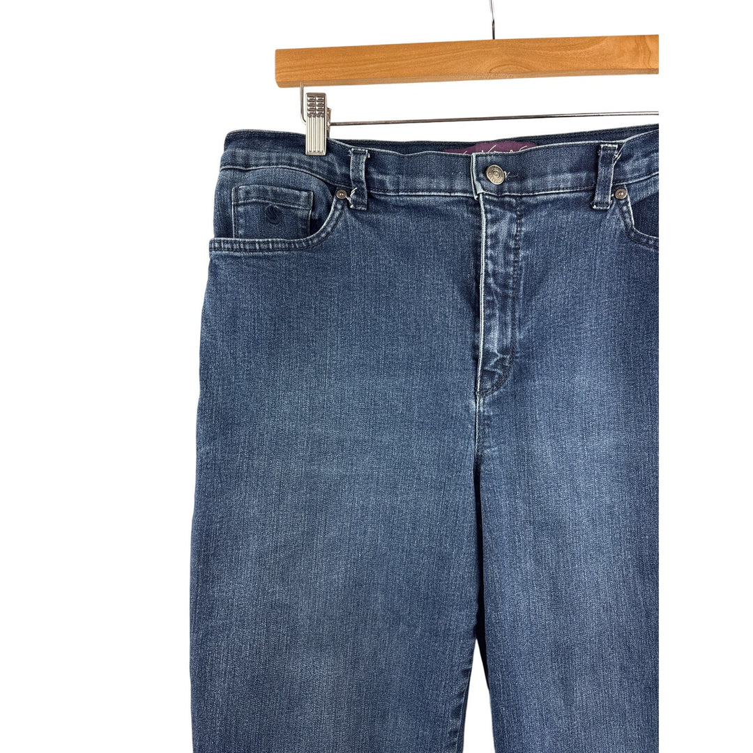 Women’s Gloria Vanderbilt Size 14 Medium Wash Blue Jeans