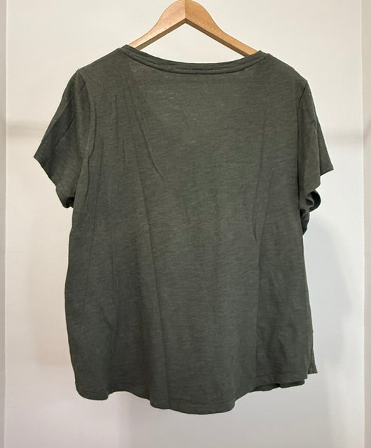 Old Navy EveryWear V‑Neck T‑Shirt Size XL