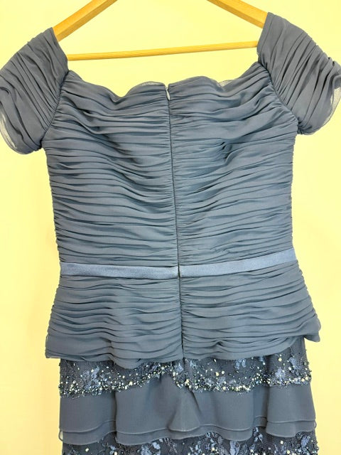 Daymor Couture Formal Gown Navy Ruched Bodice &amp; Beaded Tiered Skirt Sz8 Retail $2000+
