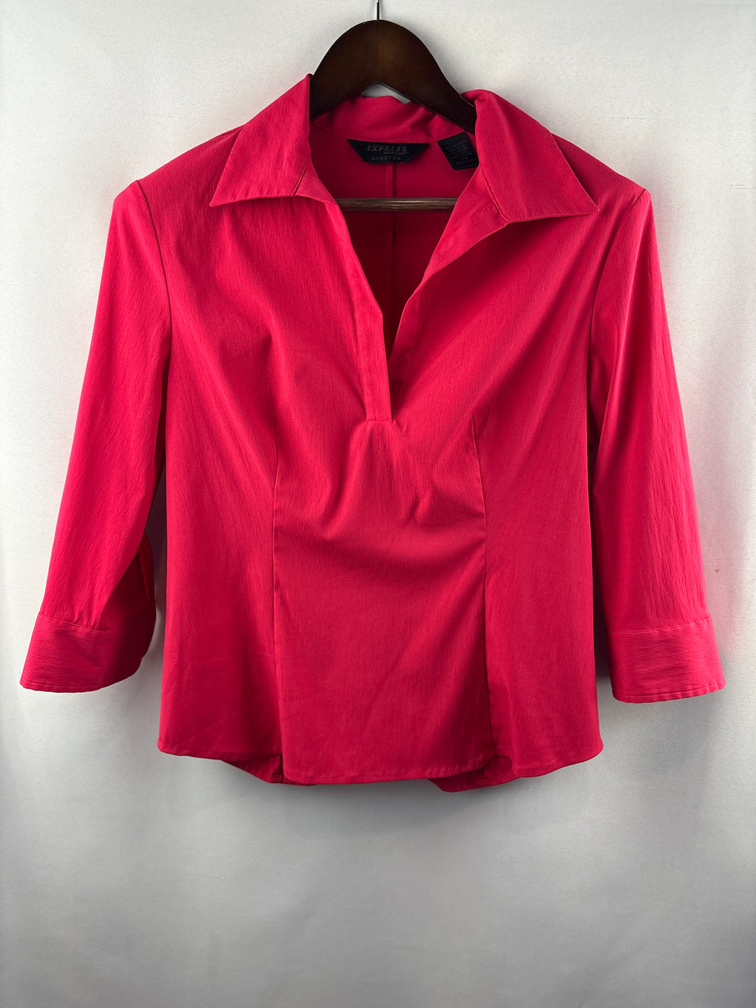 Women’s Express Size 7/8 Pinkish Red V-Neck Blouse