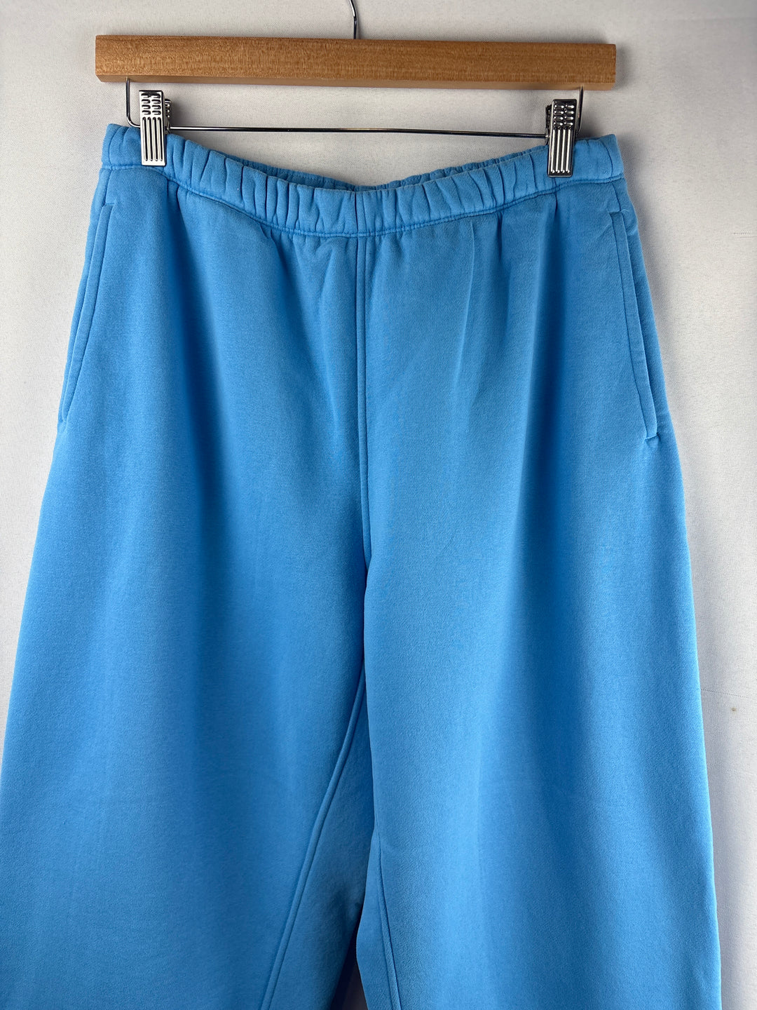 Women’s LuluLemon Medium Sky Blue Sweatpants