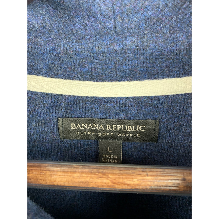 Men’s Banana Republic Blue Waffle Sweater Size Large
